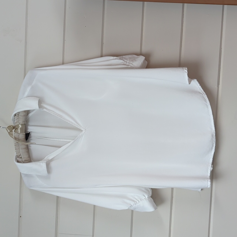 Sort sleeve white blouse, size L